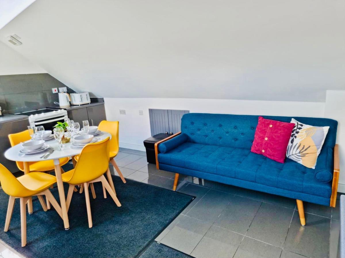 Cosy 3 Bed Apartment Near Birmingham Airport & Nec Perfect For Groups & Contractors! Exteriör bild