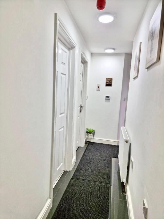 Cosy 3 Bed Apartment Near Birmingham Airport & Nec Perfect For Groups & Contractors! Exteriör bild