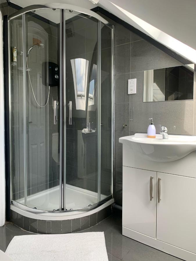 Cosy 3 Bed Apartment Near Birmingham Airport & Nec Perfect For Groups & Contractors! Exteriör bild