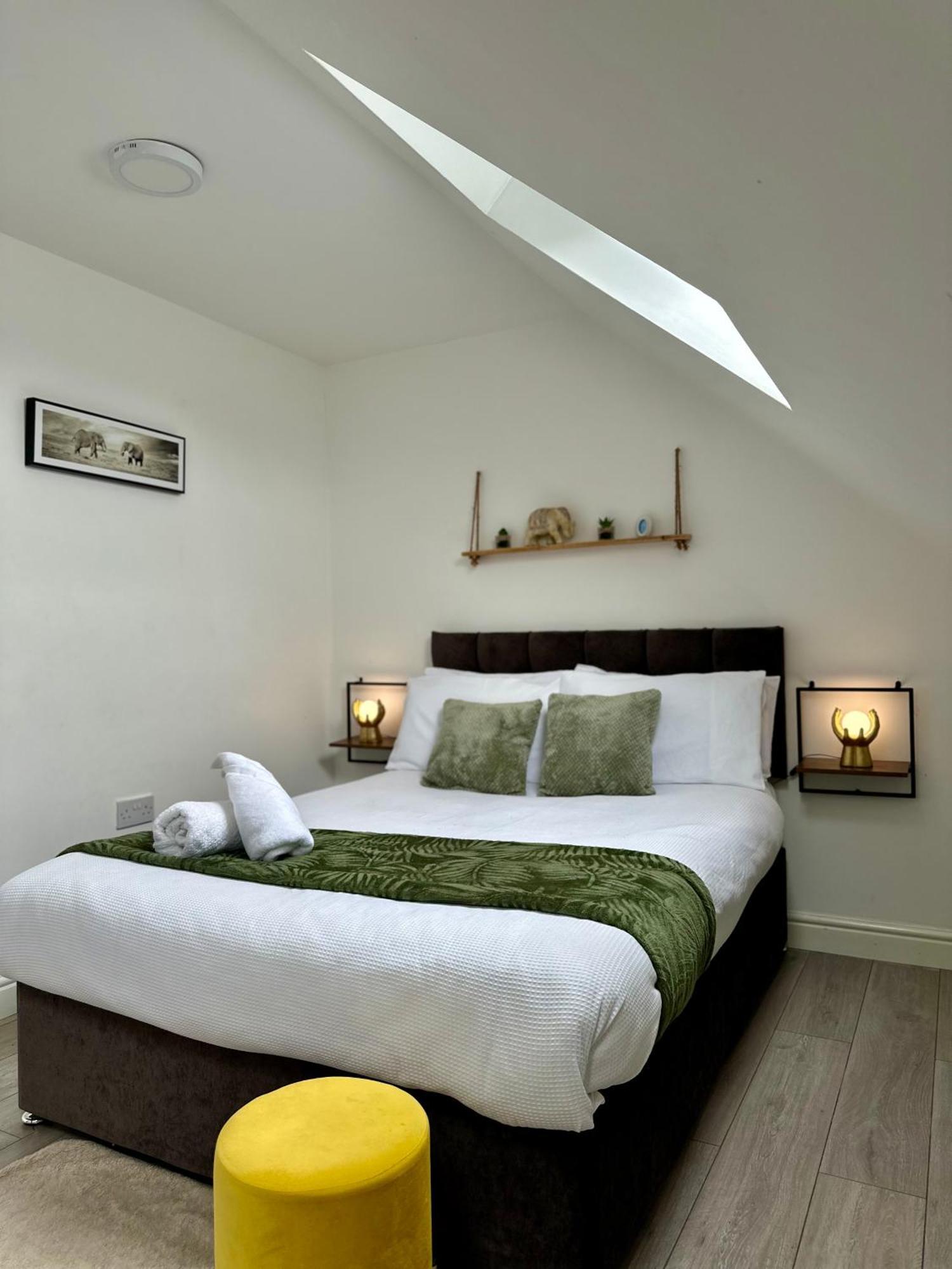 Cosy 3 Bed Apartment Near Birmingham Airport & Nec Perfect For Groups & Contractors! Exteriör bild
