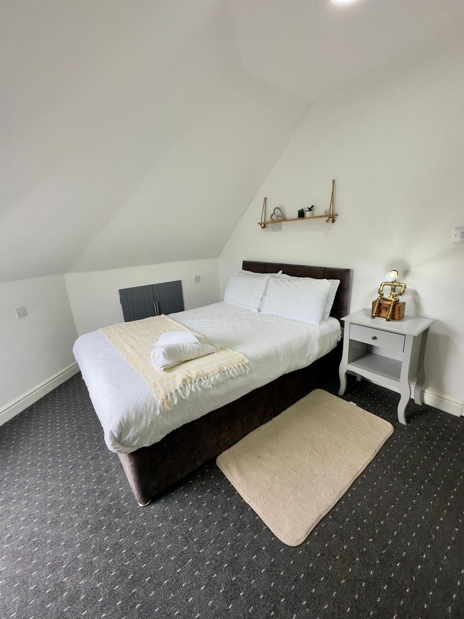 Cosy 3 Bed Apartment Near Birmingham Airport & Nec Perfect For Groups & Contractors! Exteriör bild